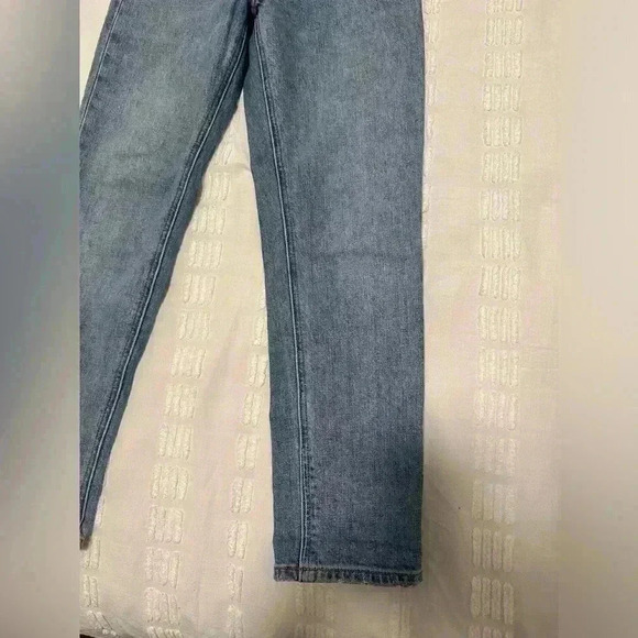 Denim Forum Aritzia The Yoko High Rise Slim High Waisted Blue Jean Denim Size 24 - Picture 5 of 9